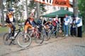 Ennakkosuosikki Markku Alus lähdössä taistelemaan IK-32:n kovaa kolmikkoa vastaan.