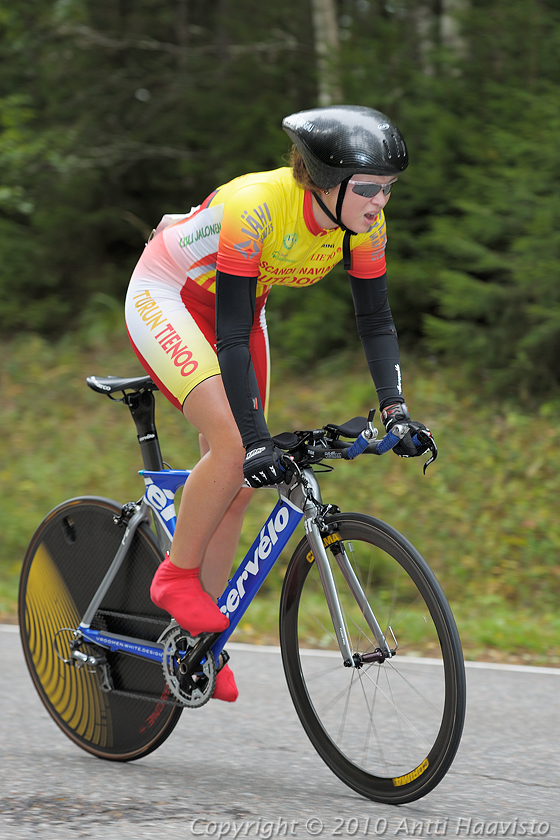 _DSC6092.jpg - N-18: Anna-Mari Saarinen, Team Velo Cycling (6.)