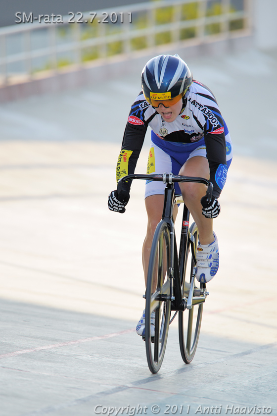 _DSC4817.jpg - Naiset 500 m aika-ajo: Evelin Idarand, CCH (Viro)