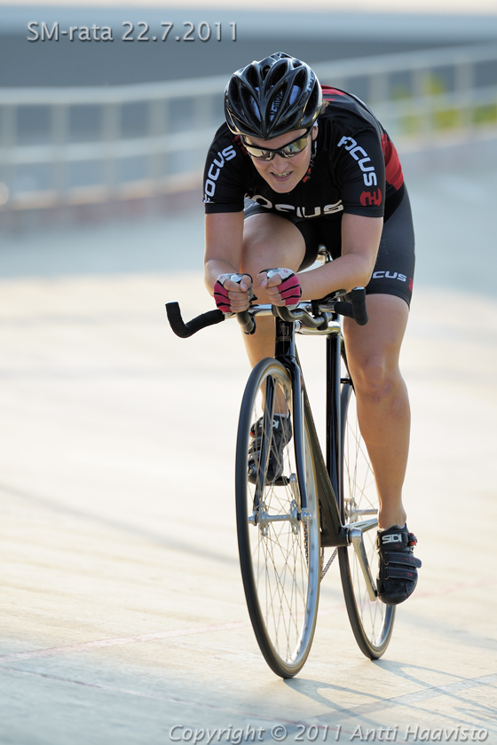_DSC4921.jpg - Naiset 500 m aika-ajo: Eeva Makkonen, IK-32