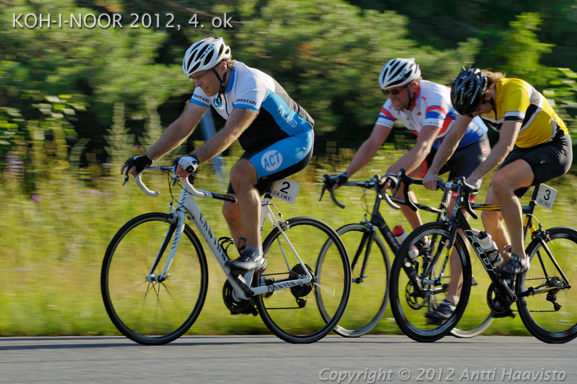 _DSC0682.jpg - Juha Tiihonen, ACT, Esko Lius, CCH ja Hannu Savolainen, HlTarmo